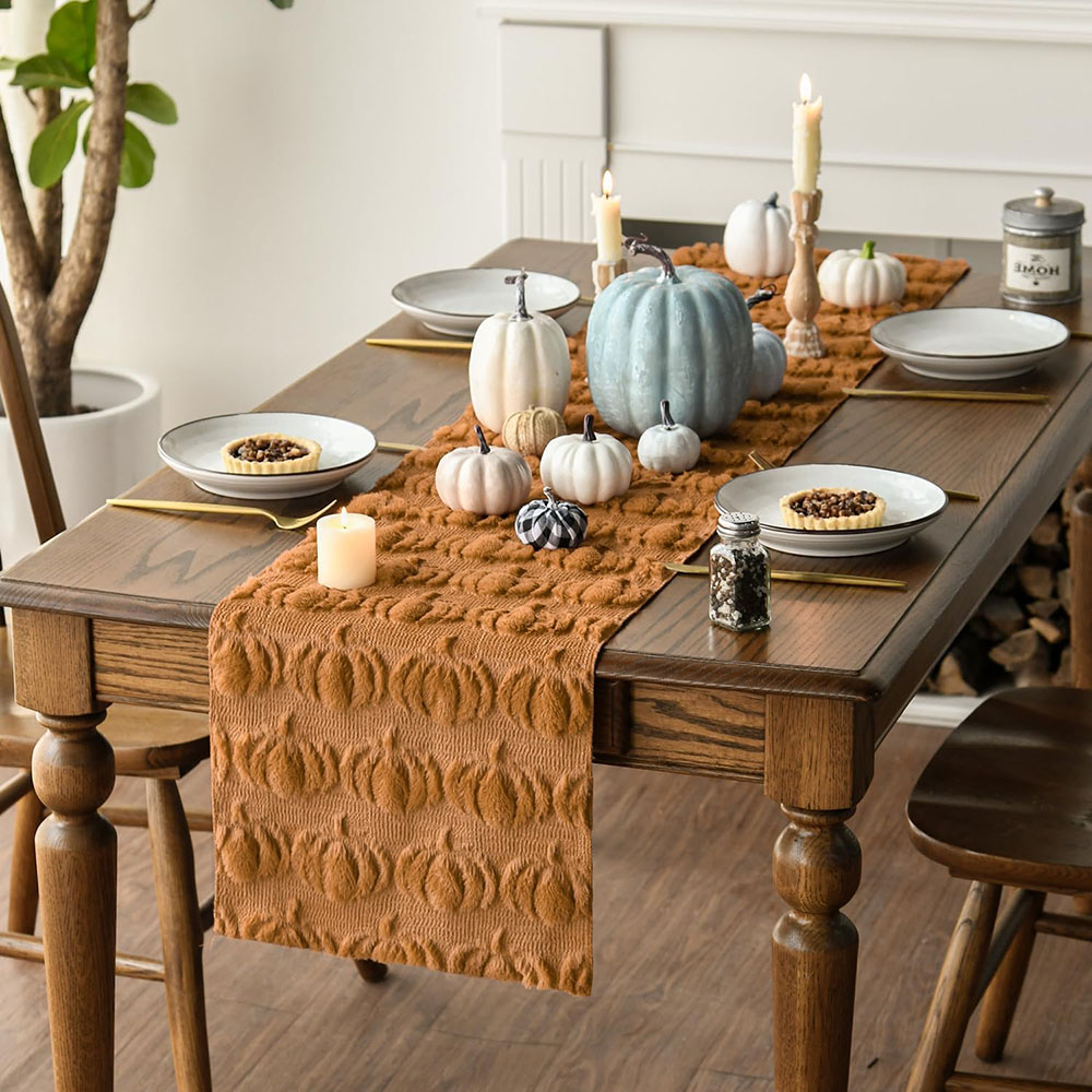 ผ้าปูโต๊ะลายฟักทอง 3 มิติ สีคา - Table Runner บทวิจารณ์และราคา